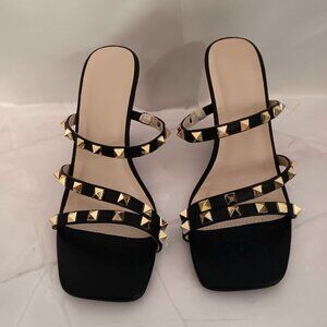 Elegant Wild Diva Lounge Black and Gold Studded Women's Sandals